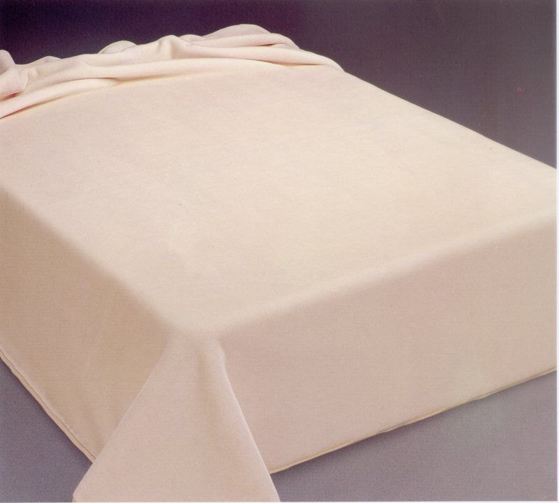 001 160x220 01 ivoire svetlo krémová deka 1161