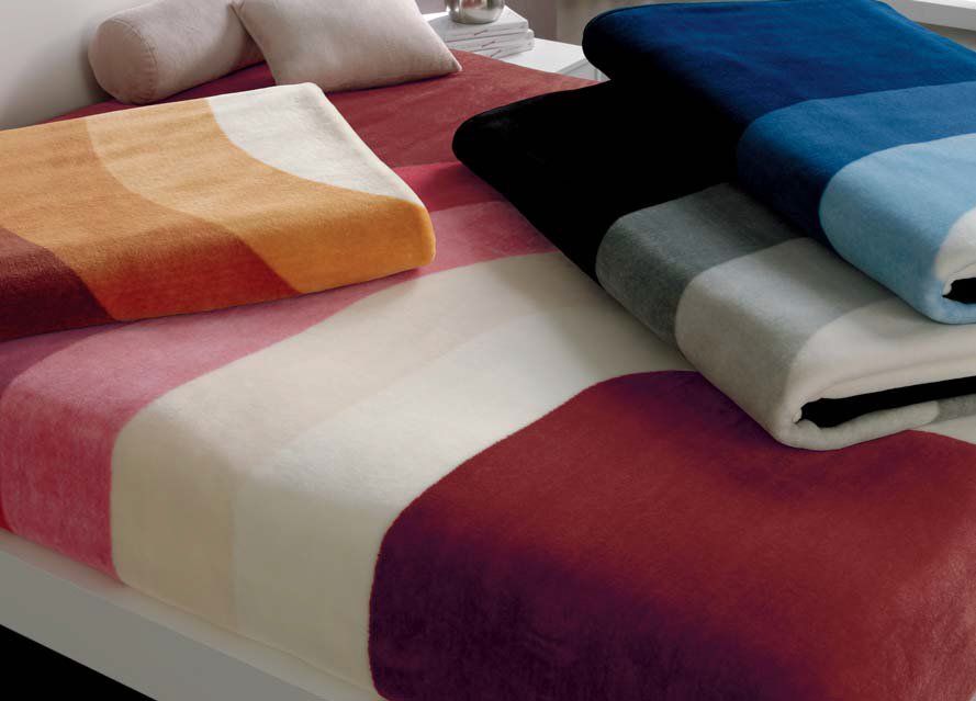 5176 220x240 4 blue modrá deka 1263