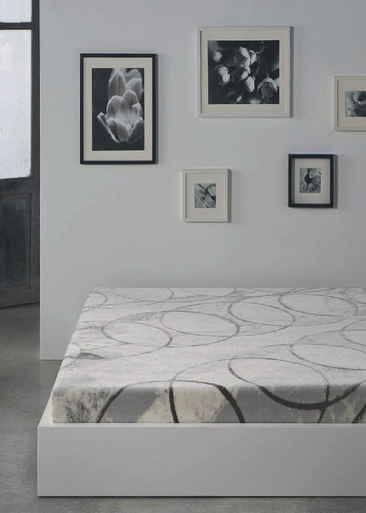 9357 diagonal 220x240 91 grey šedá deka 1346