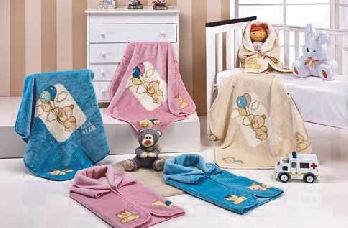 658 80x90 02 beige 04 pink 05 blue mix farieb 1403