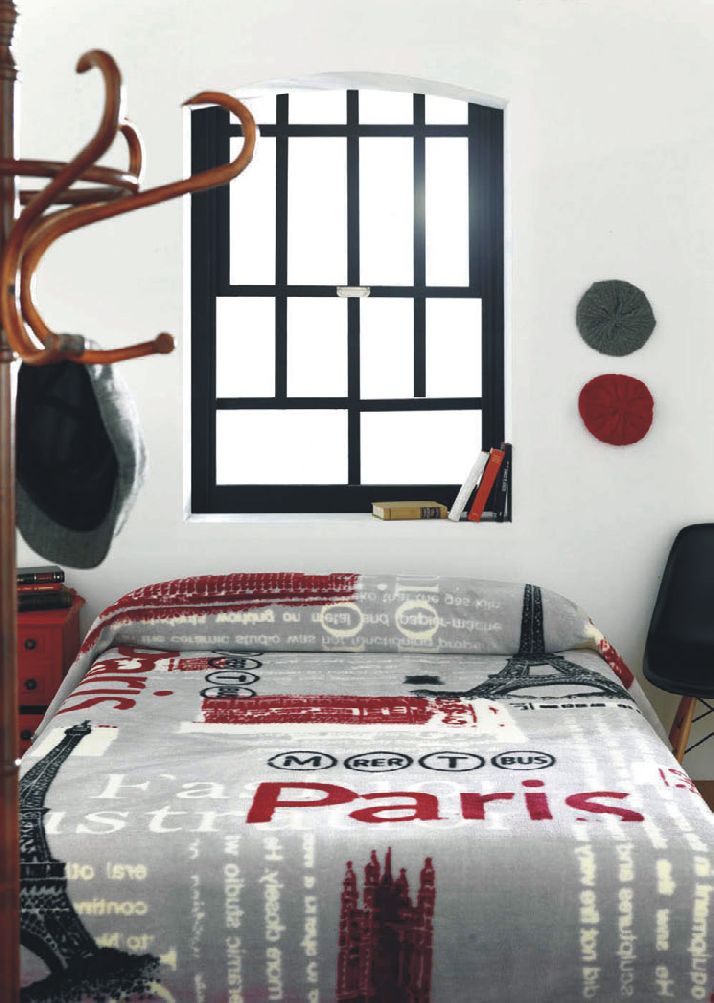 9344 París 180x240 27 red červená deka 2015