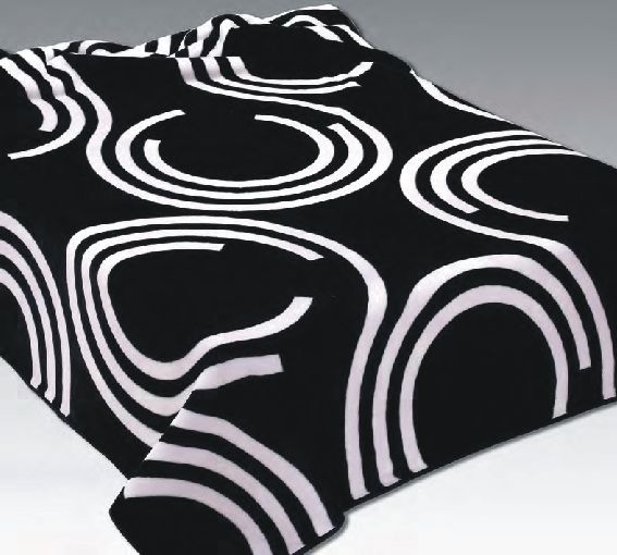 237 220x240 black čierna deka 2489