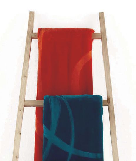 9621 bows liens 220x240 27 red červená deka 2573