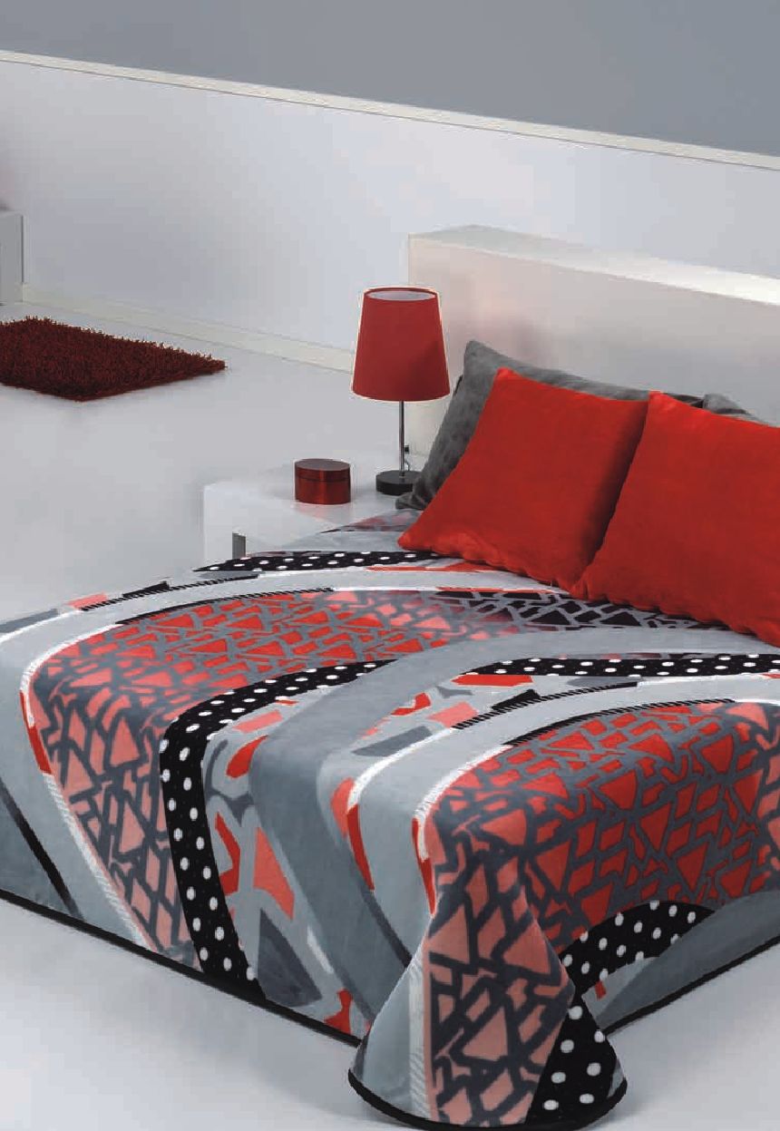 323 velvet 180x250 07 black čierna deka 5310