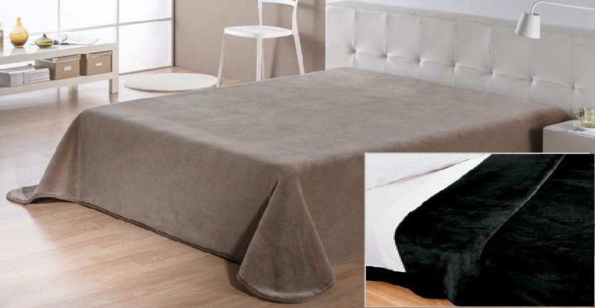 5047 160x240 99 black čierna deka 54