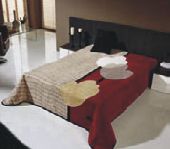 5312 220x240 23 garnet bordová 5642