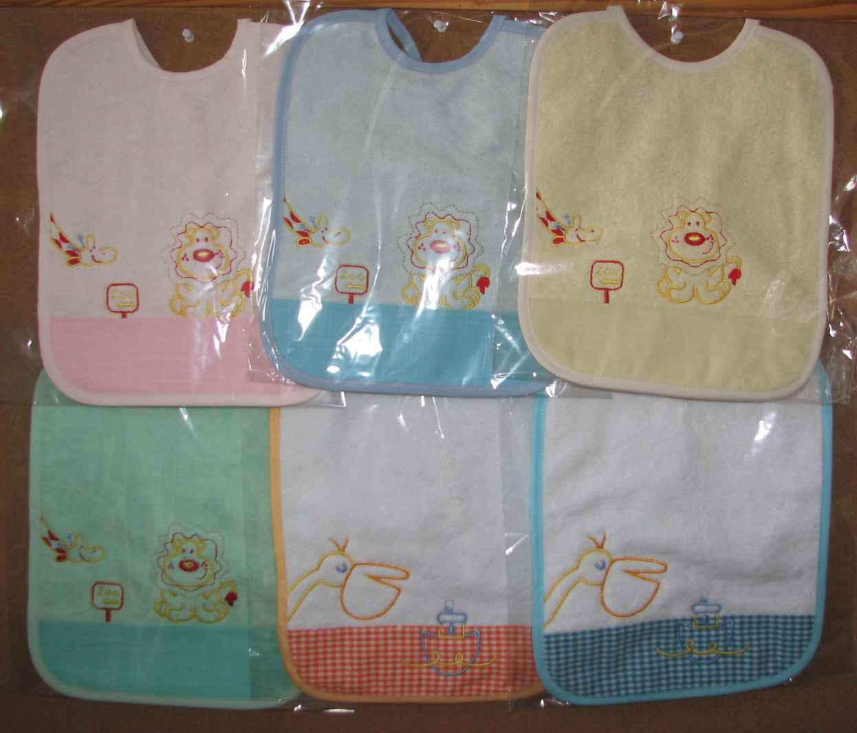 Podbradník Maxi obdlĺžnik mix farieb 6017