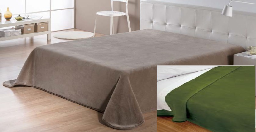 5047 160x240 36 green zelená deka 631