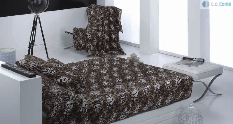 956 Serengueti 220x240 09 Brown hnedý dekový prehoz 701