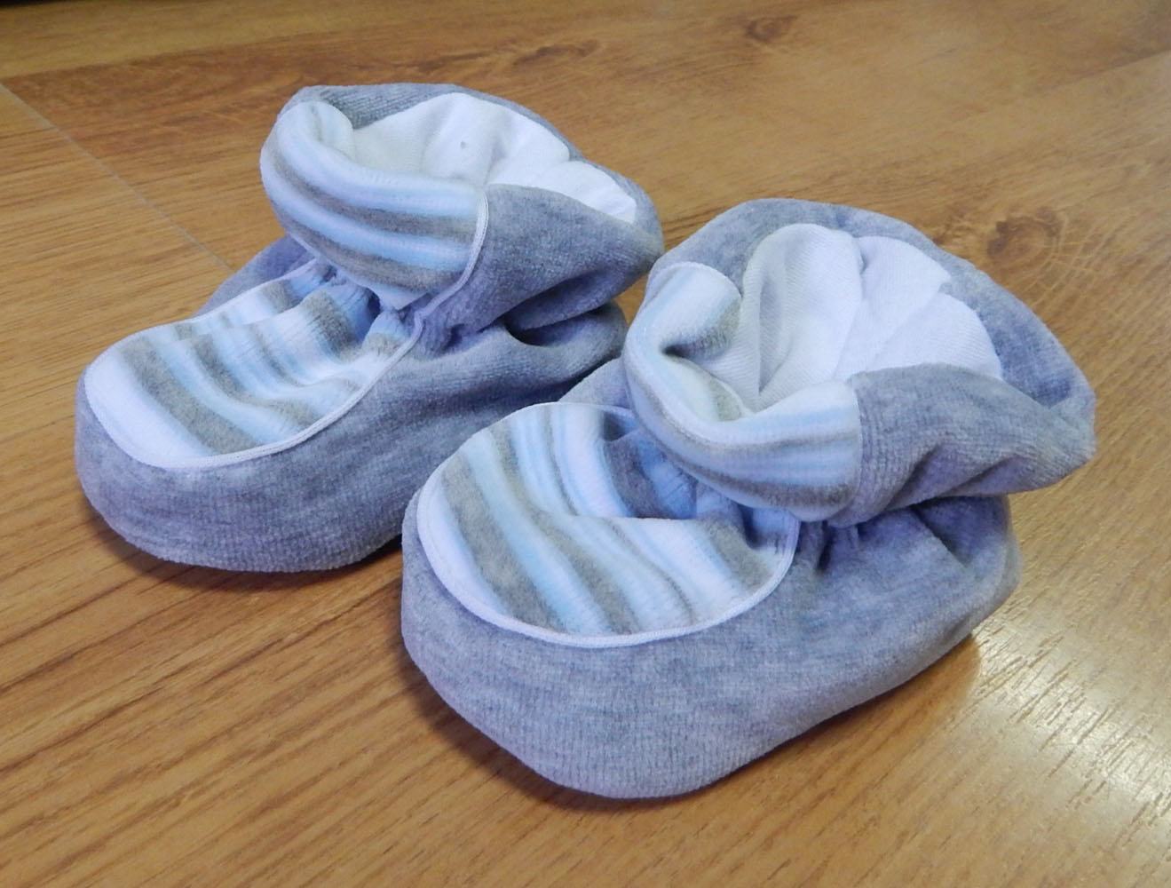 Topánky zamatové B5 nasúvačky gumka dvojfarebné grey šedá 7203