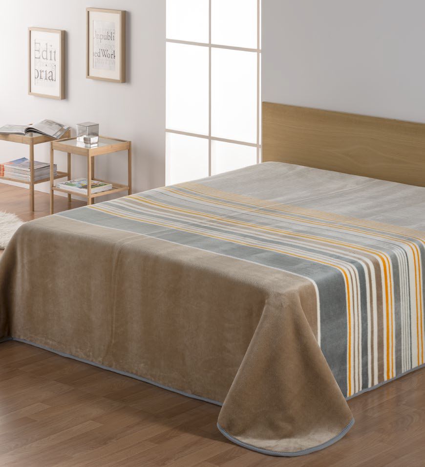 5365 180x240 05 vison hnedá deka 7942