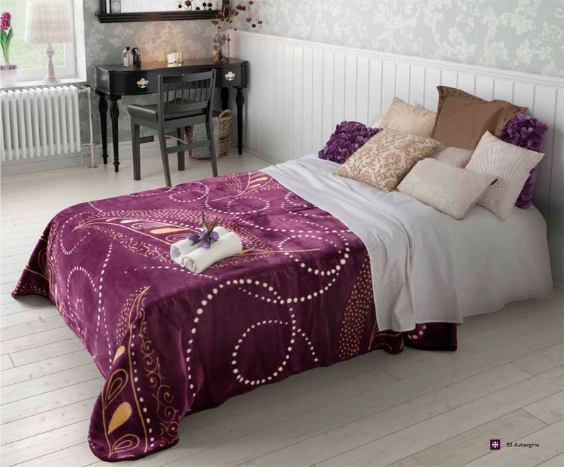 5370 220x240 55 aubergine tmavofialová deka 8784