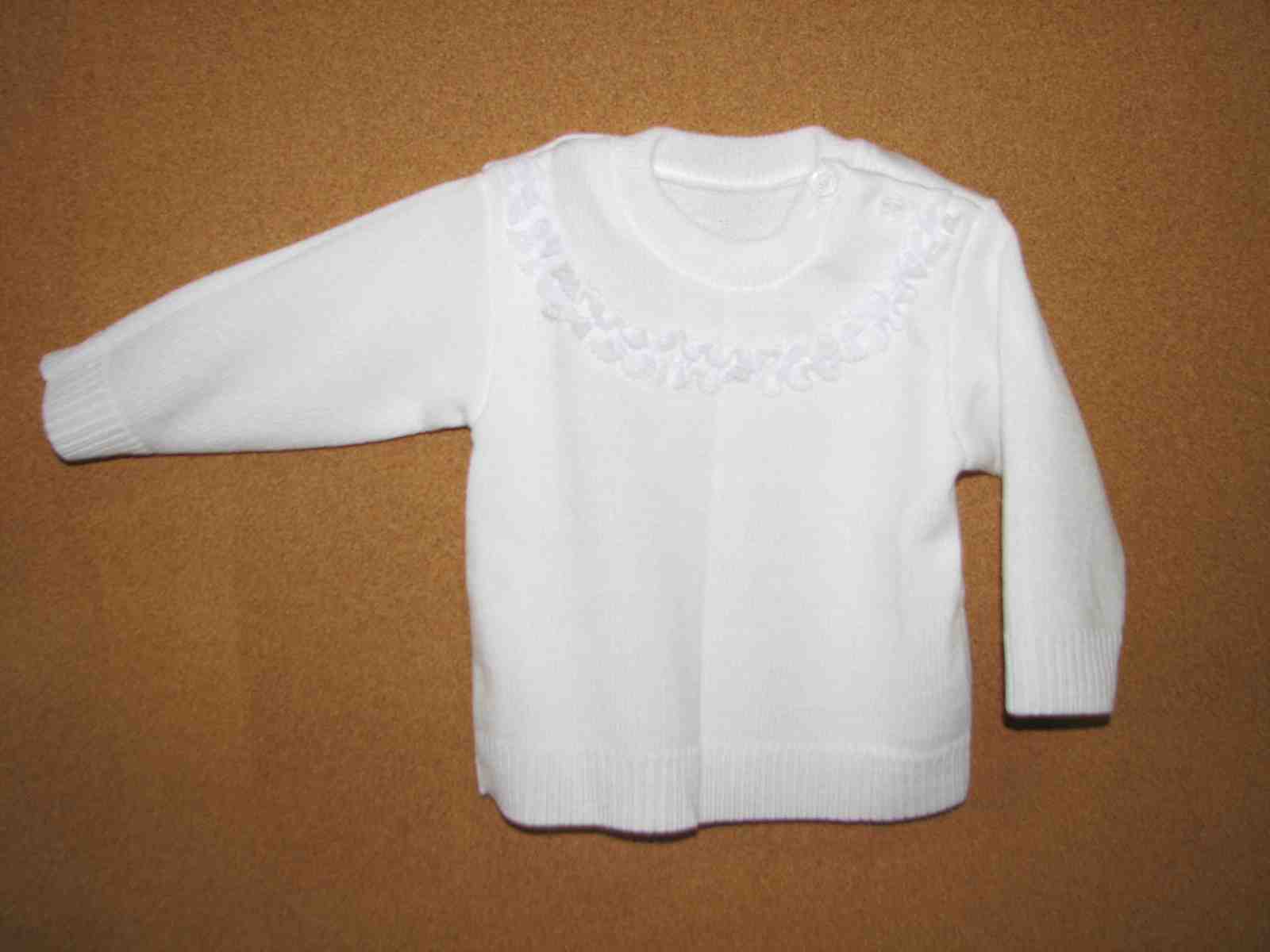 Svetrík 68 white biela pletený 9508